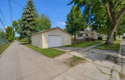 403 5th Street NE, Staples, MN 56479