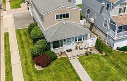 29 Milton Road, Babylon, NY 11702