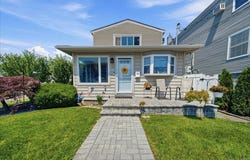 29 Milton Road, Babylon, NY 11702