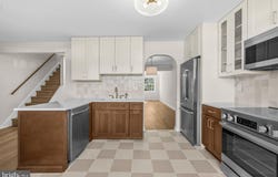 117 DAVIS Avenue SW, LEESBURG, VA 20175