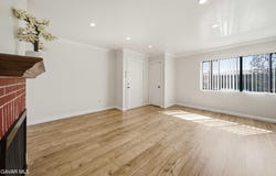 9047 Langdon, North Hills, CA 91343