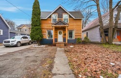 417 Pine St, Sandpoint, ID 83864