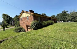 5736 Swanson Drive, Ashland, KY 41102