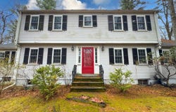 111 Log Hill Rd, Carlisle, MA 01741