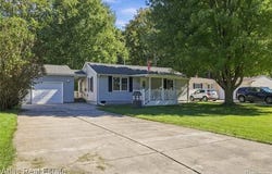 1489 Transue Avenue, Burton, MI 48509