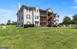 90-10 CHINKAPIN Drive, STEPHENS CITY, VA 22655