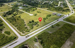 313 INGRAM Boulevard, ROTONDA WEST, FL 33947