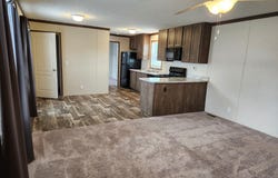 784 Virginia, Belleville, MI 48111