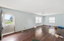 935 Spring Street, Grinnell, IA 50112