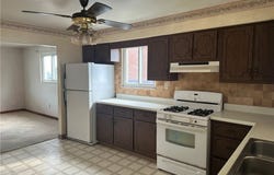 35 Perry St, Pittsburgh, PA 15209