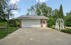 10611 Jordan Lane, Dubuque, IA 52003