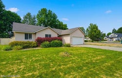 8479 N Summerfield Loop, Hayden, ID 83835