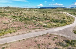 28 High Lonesome, Alpine, TX 79830