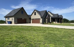 663 N 1851 Diag Rd, Lecompton, KS 66050