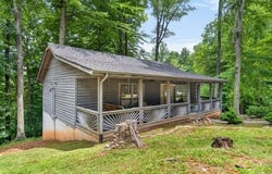 1110 Cherokee Rd, Byrdstown, TN 38549