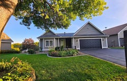 13762 93rd Place N, Maple Grove, MN 55369