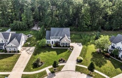 2711 Palmer Lane, Avon, OH 44011