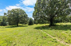 Poole Road, Clinton, SC 29325