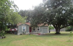 301 & 301A Colorado, Edna, TX 77957