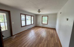 1320 S Morris Street, Mexico, MO 65265