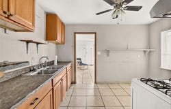 907 NE 24TH Street, GAINESVILLE, FL 32641