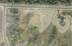 17372 W Kathleen Ave, Hauser, ID 83854