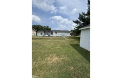 103 Valley West Drive, Mount Ayr, IA 50854