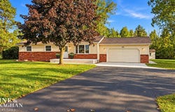 2310 Fred W Moore Highway, Saint Clair, MI 48079