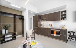 159 NE 6th St, Miami, FL 33132