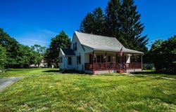 10 Pine St, Templeton, MA 01436