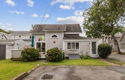 25 Ocean Avenue, Harwich, MA 02645