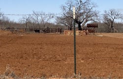 1305 VERGARA RD, Dilley, TX 78017