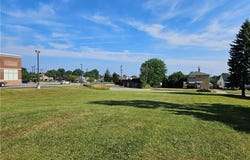 Theota Avenue, Parma, OH 44129