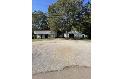 26295 US Highway 70, BRUCETON, TN 38317