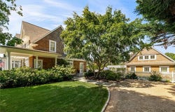 100 Longfellow Road, Jamestown, RI 02835