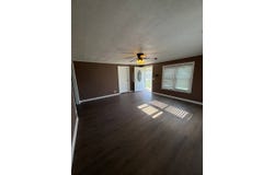 2014 E Chestnut Ave, Enid, OK 73701