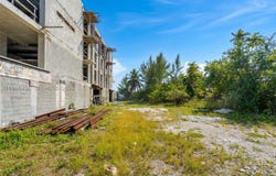 10 S Shore Dr, Miami Beach, FL 33141