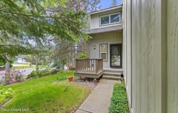 981 E Loch Lomond Ct, Hayden, ID 83835