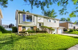 5839 Edward Drive, Oak Forest, IL 60452