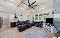 1164 Tuscan Trail, Hickman, NE 68372