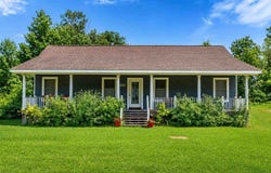04180 Pops Road, Charlevoix, MI 49720