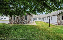 2874 Twelve Oaks Drive, Charlotte, MI 48813