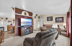 483 Wren Ridge Drive, Eagle Point, OR 97524