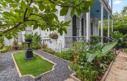 3201 CHESTNUT Street, New Orleans, LA 70115