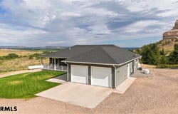 210038 PINECONE DR, Gering, NE 69361