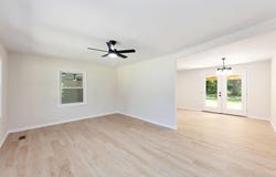 25 Blackburn Ave., MCKENZIE, TN 38201