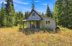 408 Calispel Trail Loop, Newport, WA 99156