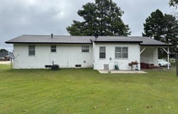 13215 State Highway AD, Dexter, MO 63841