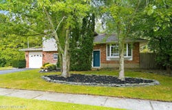 45 Oak Terrace, Howell, NJ 07731