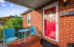 8227 LAUREL, BALTIMORE, MD 21234